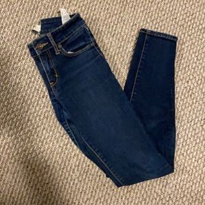 Abercrombie & Fitch low rise dark wash skinny jeans
